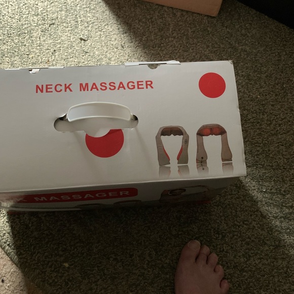 Neck massager - Picture 8 of 8